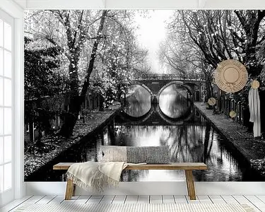 Oudegracht met de HamburgerbrugUtrecht in de mist (zwart-wit) Oryginalny