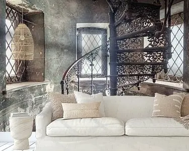 Rabat Verlaten plek - Detail kunsttrap