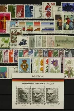 Popularny Bondsrep. Duitsland, Jaarset 1975