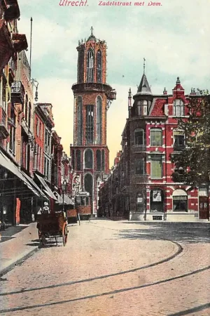 Wyprzedaż Utrecht Zadelstraat met Tram en Dom in restauratie 1912 HC61337