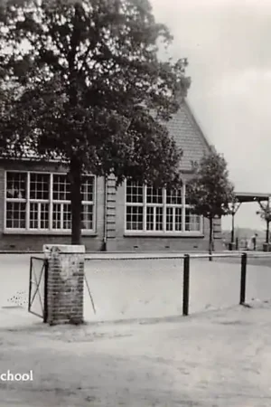 Hooge-Mierde R.K. School Reusel Kempen Noord-Brabant HC61072 Promocja