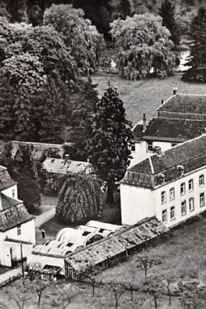 Rothem gem. Meerssen Luchtfoto LFN Kasteel Vaeshartelt Vacantie-oord 1965 Limburg HC61070 Tylko dziś