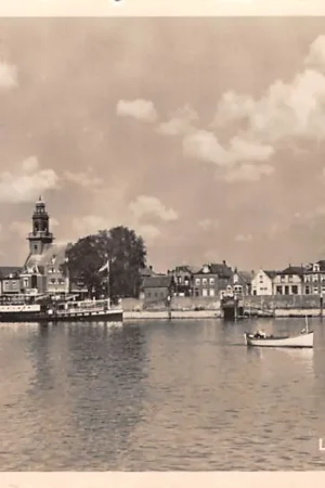 Lekkerkerk Rivierzijde met stoomschip Reederij op de Lek Rotterdam - Schoonhoven Krimpenerwaard Binnenvaart schepen Scheepvaart HC61047 Niska cena