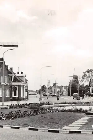 Winschoten Oldambtplein met 3 molens 1962 HC60906 Tani