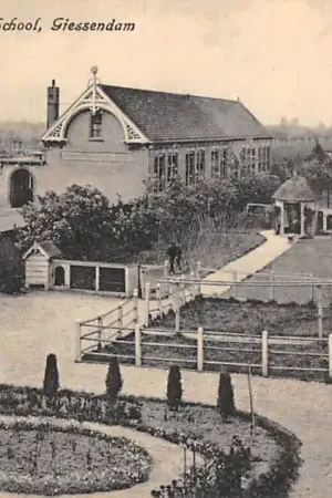 Zamów teraz Giessendam Koningin Wilhelmina school Hardinxveld HC60836