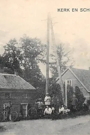 Waardenburg Kerk en School West Betuwe HC60795 Oferta limitowana