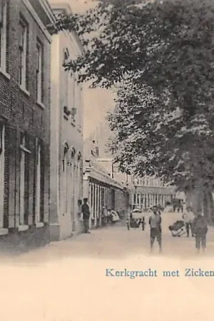 Den Helder Kerkgracht met Ziekenhuis en gem. Apotheek Vivat No. 2393 HC60546 Rabat