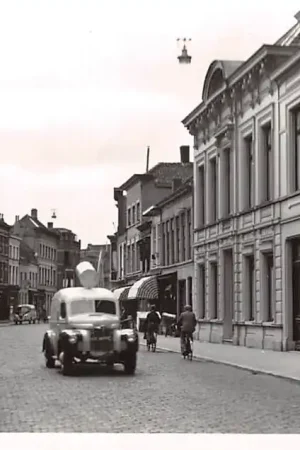 Zamów teraz Breda Bosstraat met vracht auto HC60316