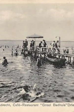 Rabat Loosdrecht Café - Restaurant Groot Badhuis Driesprong 1942 Zwembad HC60183