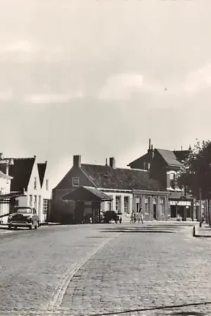 Koudekerke Dorpsplein met auto 1961 Walcheren Zeeland HC60174 Szybka dostawa