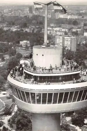Wysoka jakość Rotterdam Euromast Hoogte 119 meter Luchtfoto HC59932
