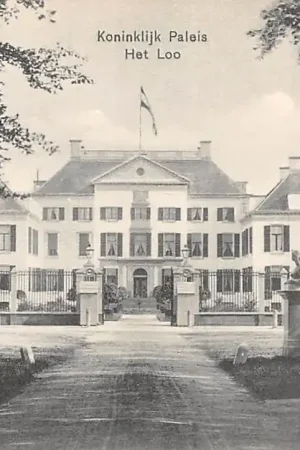 Zwrot pieniędzy Apeldoorn Koninklijk Paleis Het Loo 1910 Kasteel Veluwe HC59346