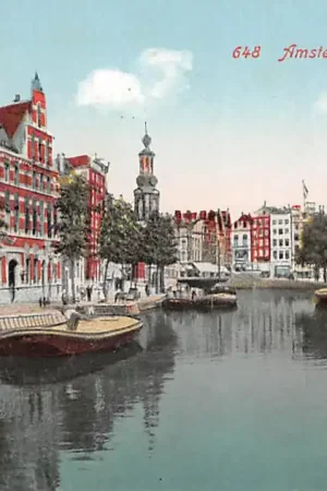 Amsterdam Singel met binnenvaart schepen HC59463 Popularny