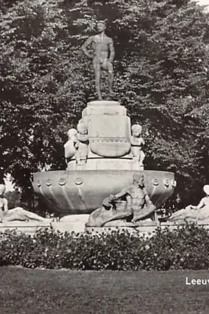 Rabat Leeuwarden Mercuriusfontein Monument 1959 HC58424