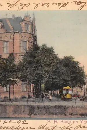 Amsterdam P.H. Kade en Y gracht met binnenvaart schepen 1902 HC57861 Ostatnia szansa