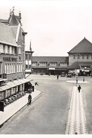 Tani Eindhoven Stationsplein Station Spoorwegen Oranje Hotel 1947HC57708