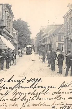 Apeldoorn Dorpstraat met volk en tram 1899 HC57595 Oferta