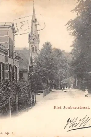 Apeldoorn Piet Joubertstraat met Gereformeerde Kerk 1900 HC57616 Oferta