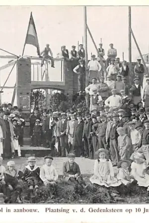 's-Gravenhage Elout-van-Soeterwoude school in aanbouw Plaatsing v.d. Gedenksteen op 10 Juli 1903 HC57343 Zamów teraz