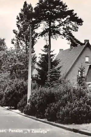 Driebergen J. v. Gaesbeeklaan Pension 't Zonnetje 1965 HC57270 Tani