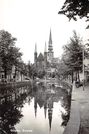 Gouda Gouwe met R.K. Kerk 1962 HC57254 Promocja