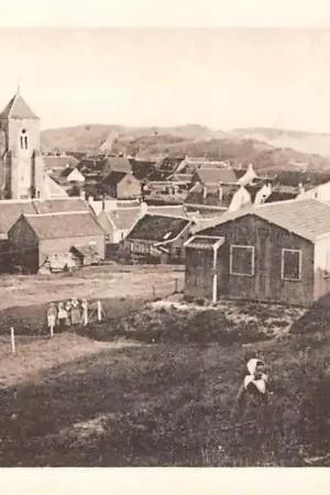 Ostatnia szansa Zoutelande Panorama met kerk dorp en duinen Walcheren HC57096