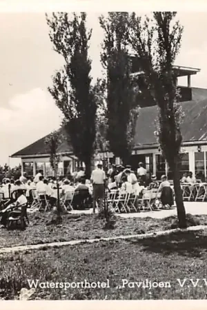 Szybka dostawa Sneek Watersport hotel Paviljoen V.V.V. Snekermeer Terras 1951 HC57032