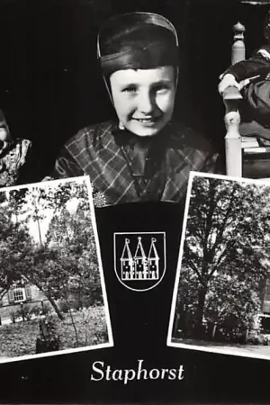 Tani Staphorst Kind Klederdracht Boerderij en kerk 1967 Vintage HC57027