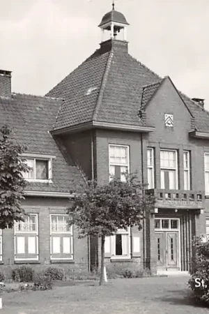 Sint Laurens Gemeentehuis Middelburg Walcheren HC56967 Najlepsza cena