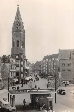 Oryginalny 's-Gravenhage Den Haag Torenstraat Shell Tank station met SHELL tankwagen Toren 1941 HC56851