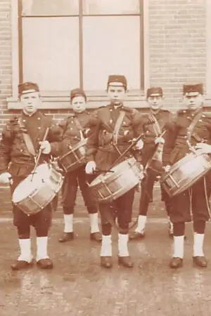 Szybka dostawa Nederland Onbekend Fotokaart Dirigent met muzikanten in uniform HC56803