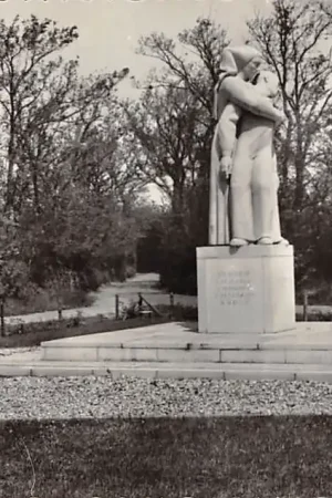 Zamów teraz Renesse Monument 10 vermoorde verzetsmensen 1956 WO2 1940-1945 HC56623