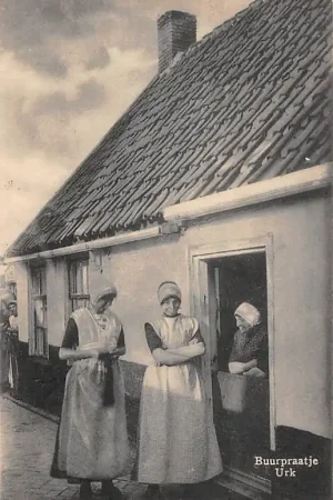 Urk Buurpraatje Vissers vrouwen in klederdracht 1923 Vintage HC56260 Zwrot pieniędzy