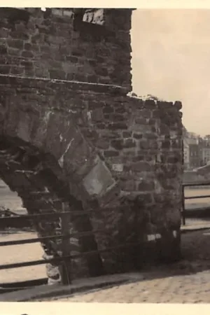 Maastricht Doorkijkje bij het Waterpoortje te Wijk (LB) 1948 Type fotokaart HC55896 Szybka dostawa