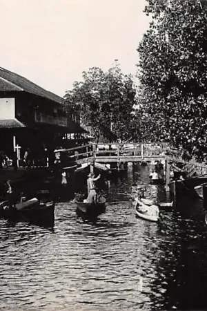 Singapore Een van de vele grachten met de veel gebruikte kano's Fotokaart Azië HC55726 Wyprzedaż