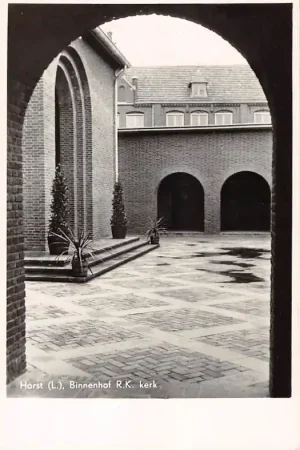 Oryginalny Horst aan de Maas Binnenhof R.K. Kerk Limburg HC55706