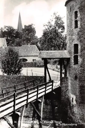 's-Heerenberg Kijkje in de voorburcht v.h. Kasteel Bergh HC55755 Rabat