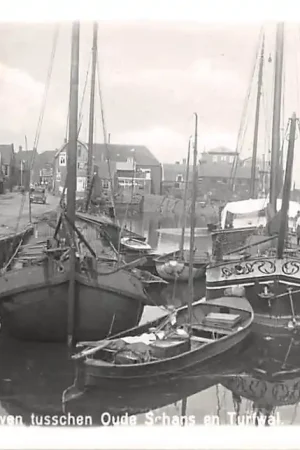 Spakenburg Fotokaart Oude haven tusschen Oude Schans en Turfwal met schepen 1942 HC54922 Ekspresowa dostawa