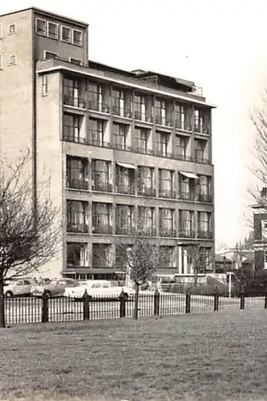 Zamów teraz Rotterdam Oosterkade 10 Haven ziekenhuis v.h. Instituut voor Tropische Geneeskunde 1956 HC54718