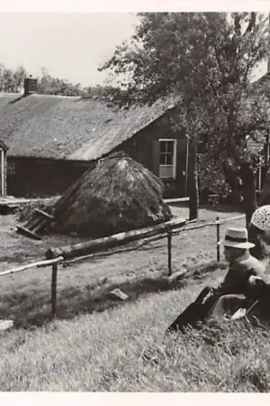Eemdijk Spakenburger Klederdracht Boerderij 1946 Bunschoten HC54302 Promocja