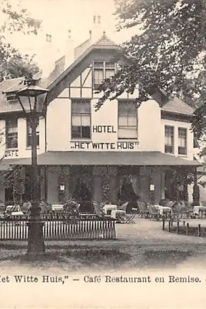 Najlepsza cena Oegstgeest Hotel Het Witte Huis Cafe Restaurant en Remise 1900 HC54024