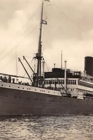 Rotterdam M.S. Indrapoera N.V. Rotterdamsche Lloyd Schepen Scheepvaart HC53969 Popularny