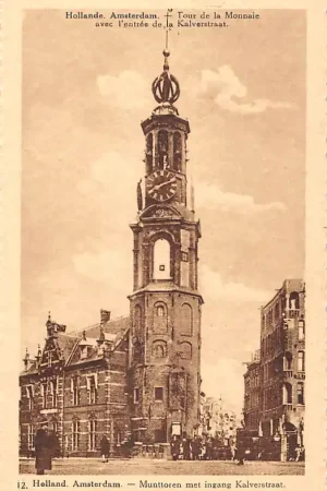 Amsterdam 12. Holland Munttoren met ingang Kalverstraat Reclame Chocolat Martougin Anvers HC53600 Premium