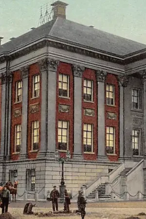 Promocja Groningen Stadhuis met paarden en koetsen en stratenmakers HC53535