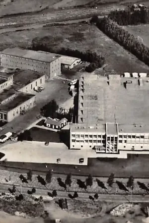 Tani Gouda Nieuwe Gouwe OZ Nieuwe Vaart Main Buildings Kaas- en melkfabrieken De Producent 1959 Luchtfoto HC53478