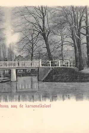 Gouda Plantsoen aan de Karnemelksloot met nieuwe brug Bleekerssingel 1900 HC53475 Autentyczny