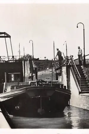 Promocja Dieren (GD) Sluis met binnenvaart schip Scheepvaart Schepen HC53101