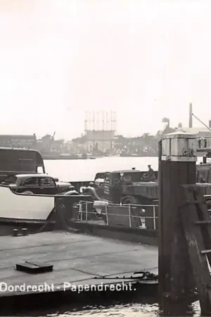 Darmowa dostawa Dordrecht-Papendrecht Veerpont Veerdienst X Gezicht op Dordrecht Papendrecht Newo fotokaart 1935 Binnenvaart schepen Scheepvaart Veer Pont HC53076