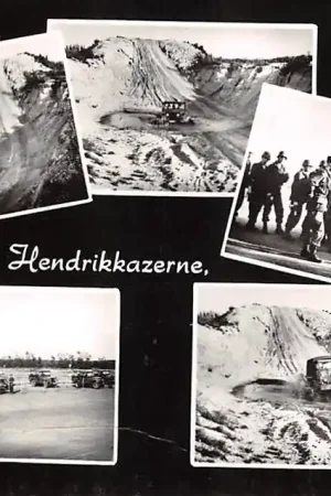 Autentyczny Venlo Frederik Hendrik kazerne Soldaten VW busje Oefening met Jeep Militair HC53013