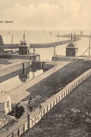 Tani De Lemmer Sluis met Haven Scheepvaart HC52877